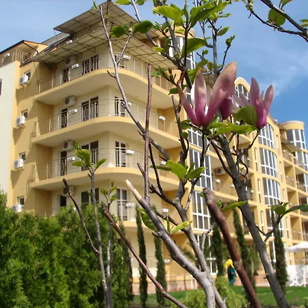 Joya Park Complex Apartment *